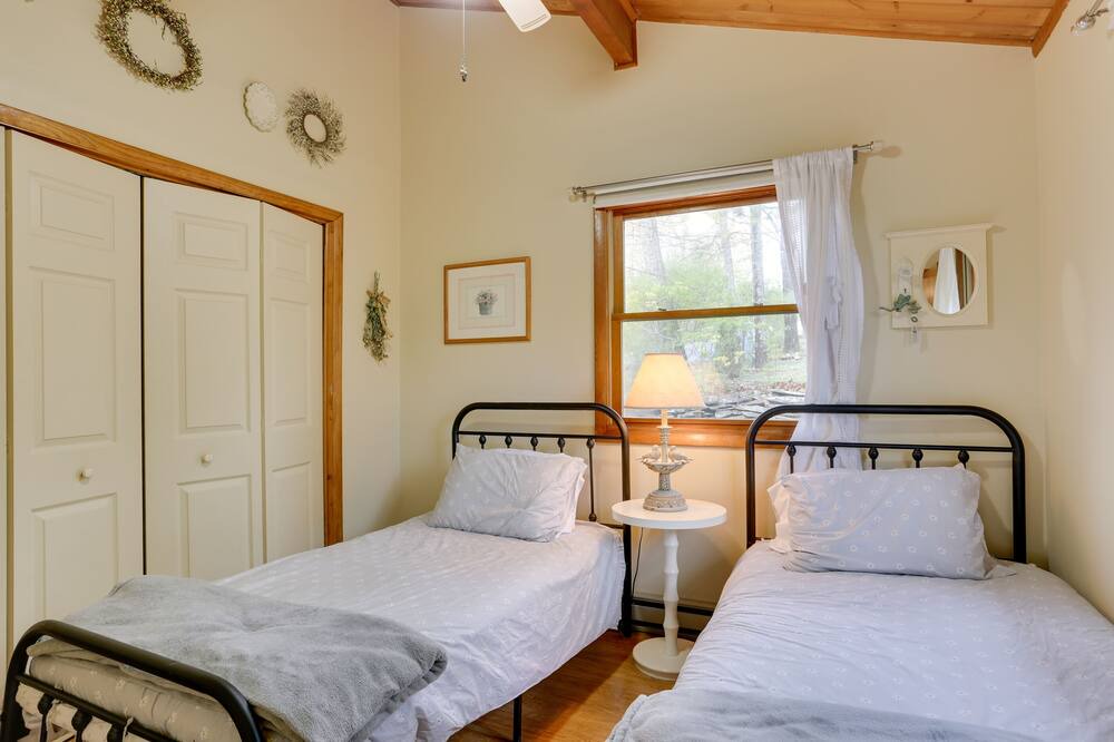 Photo of Others in Pocono Mountain Lake Estates