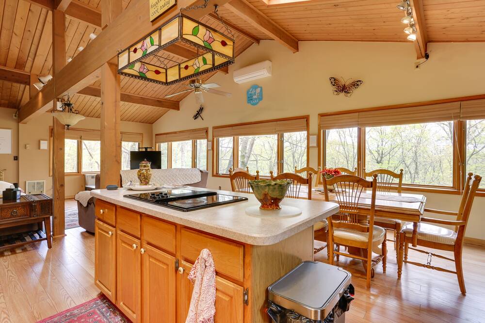 Photo of Kitchen in Pocono Mountain Lake Estates