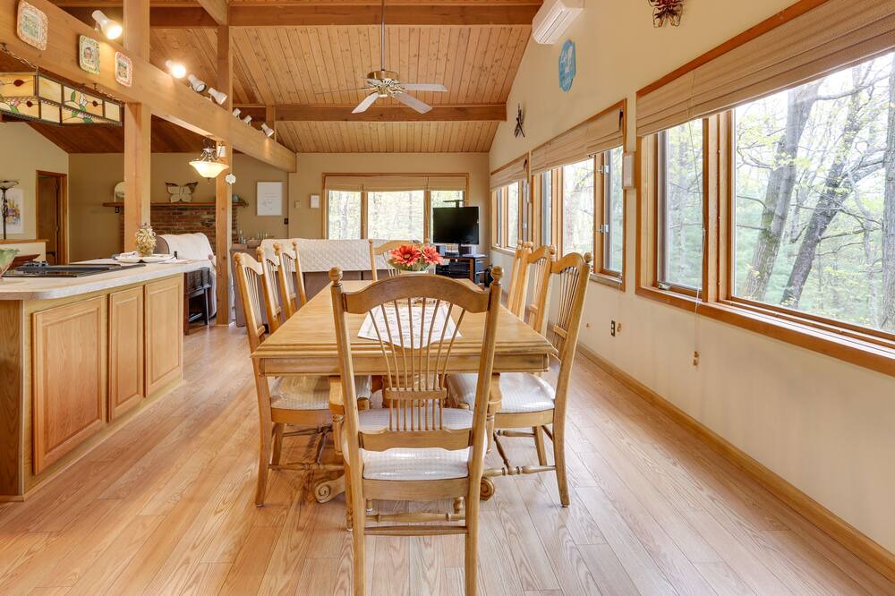 Photo of Others in Pocono Mountain Lake Estates