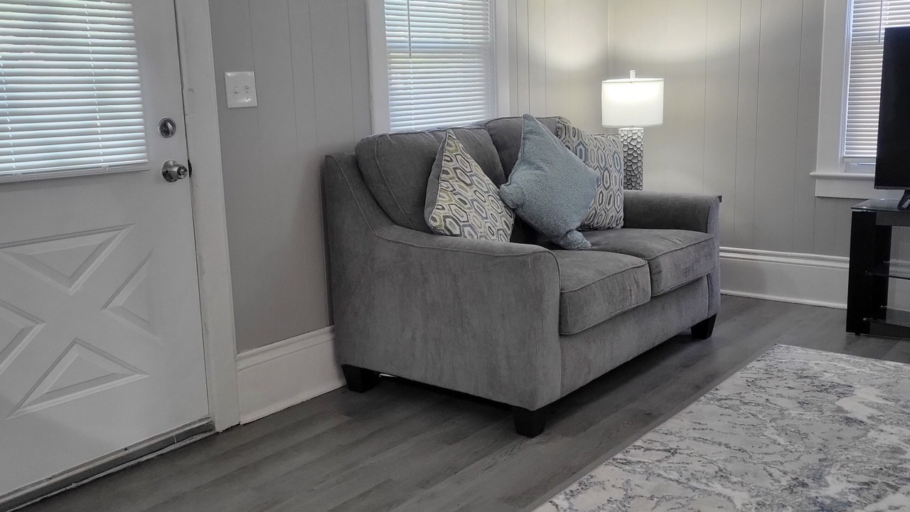 Photo of Livingroom in Neptune City
