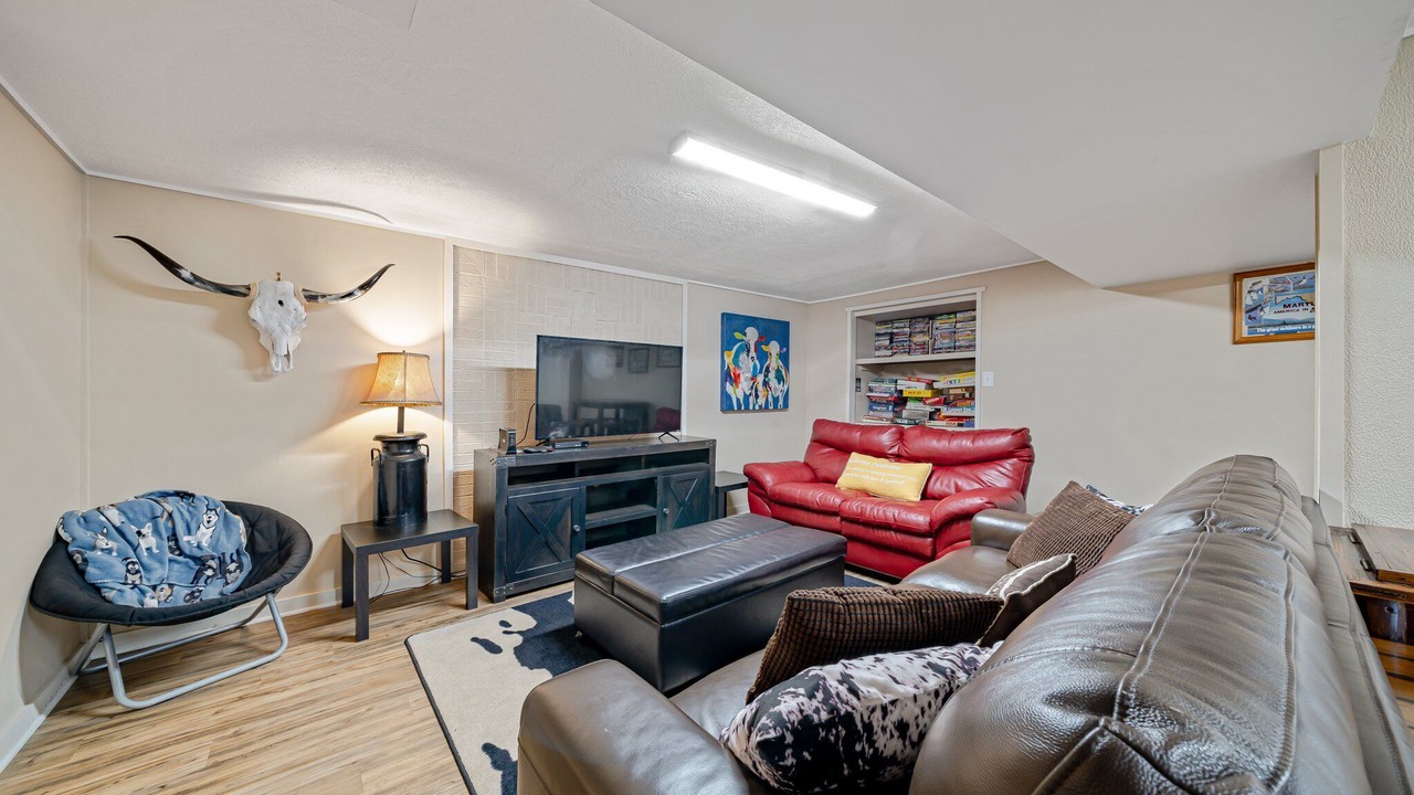 Photo of Livingroom in Jefferson Township