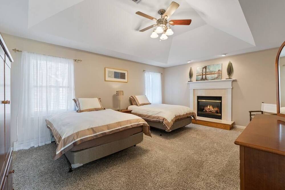 Photo of Bedroom in Monroe