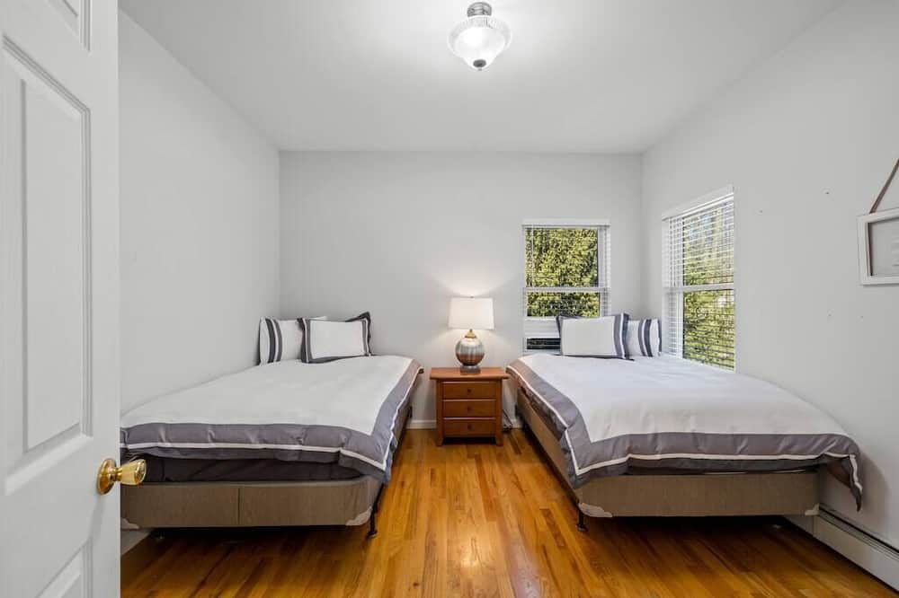 Photo of Bedroom in Monroe