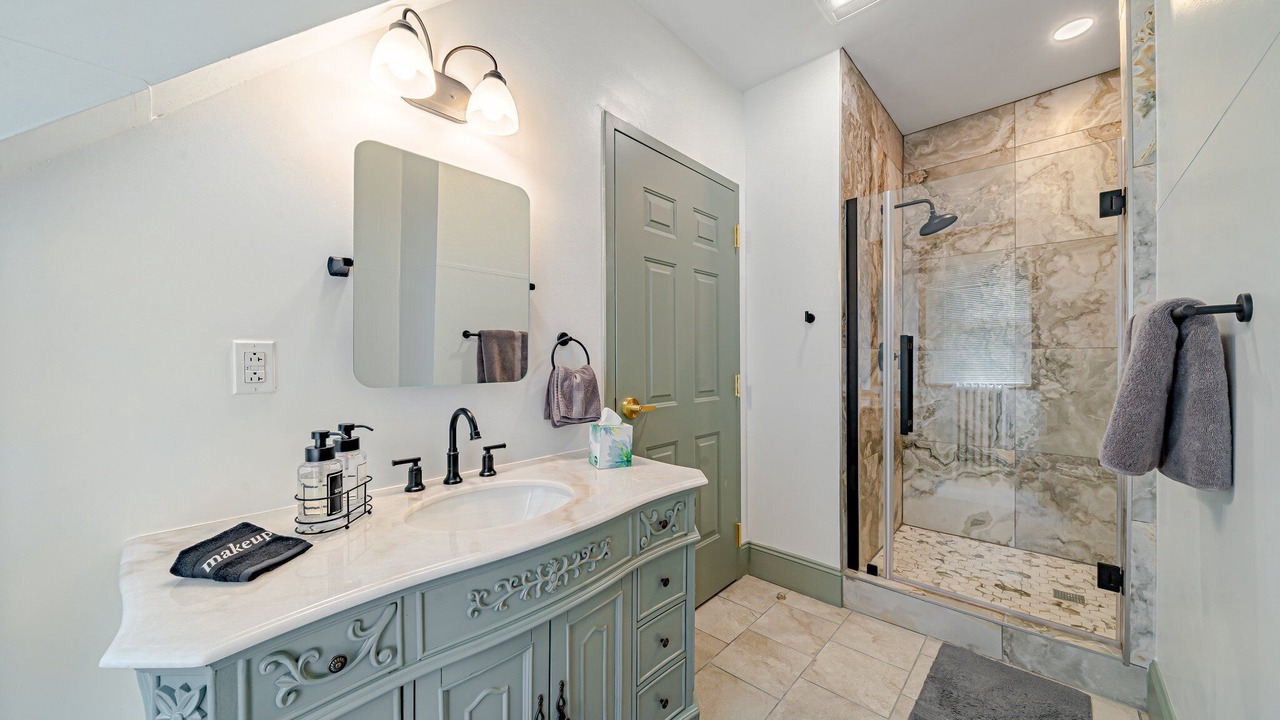 Photo of Bathroom in Greensburg