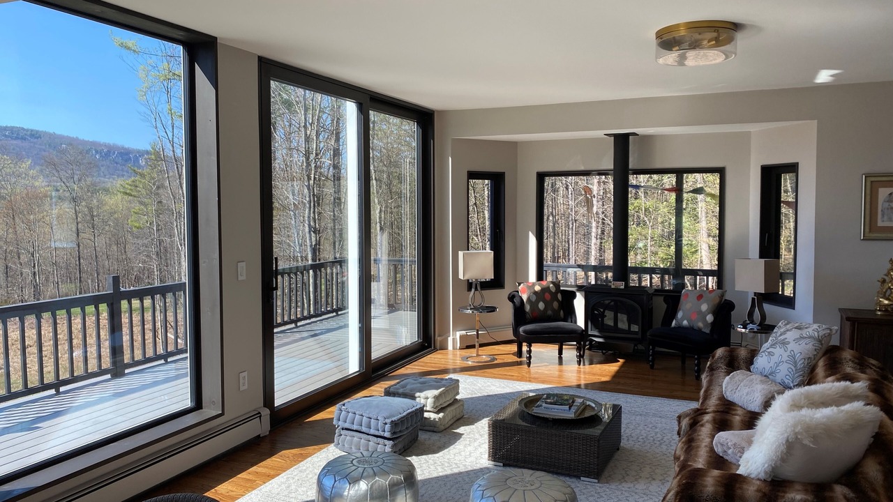Photo of Livingroom in New Paltz