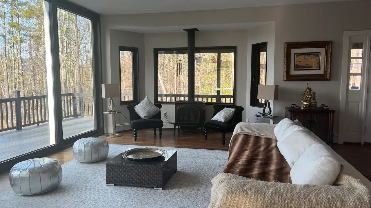 Photo of Livingroom in New Paltz