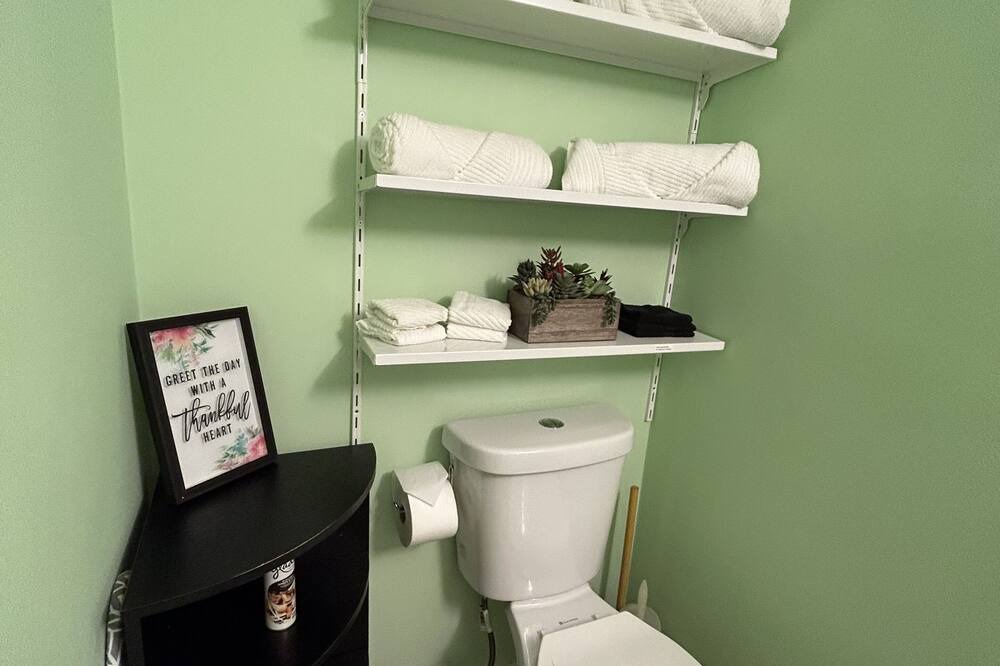 Photo of Bathroom in Pymatuning South