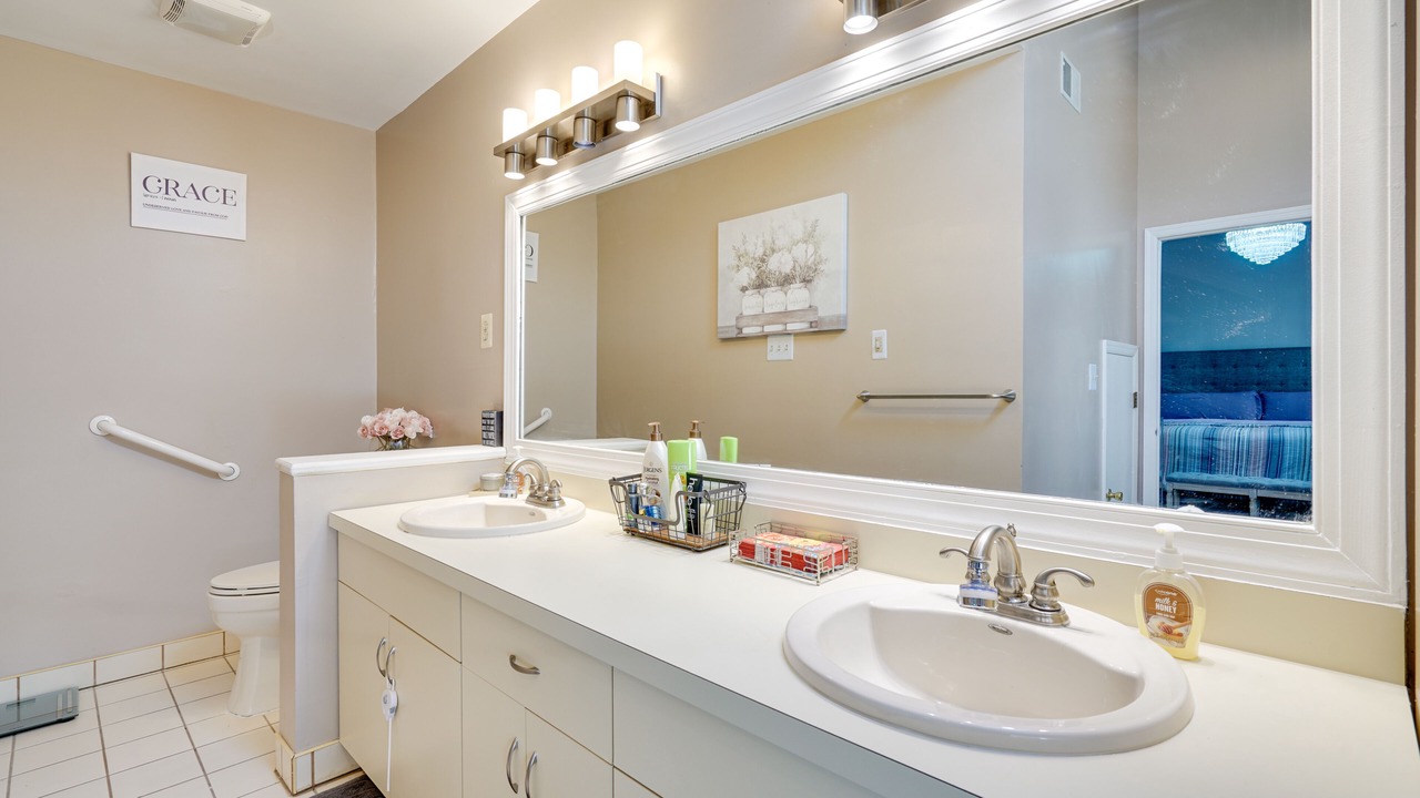Photo of Bathroom in Matawan