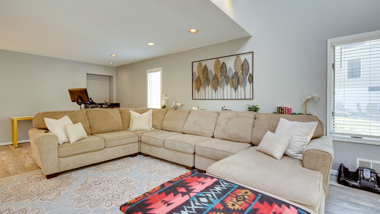 Photo of Livingroom in Matawan