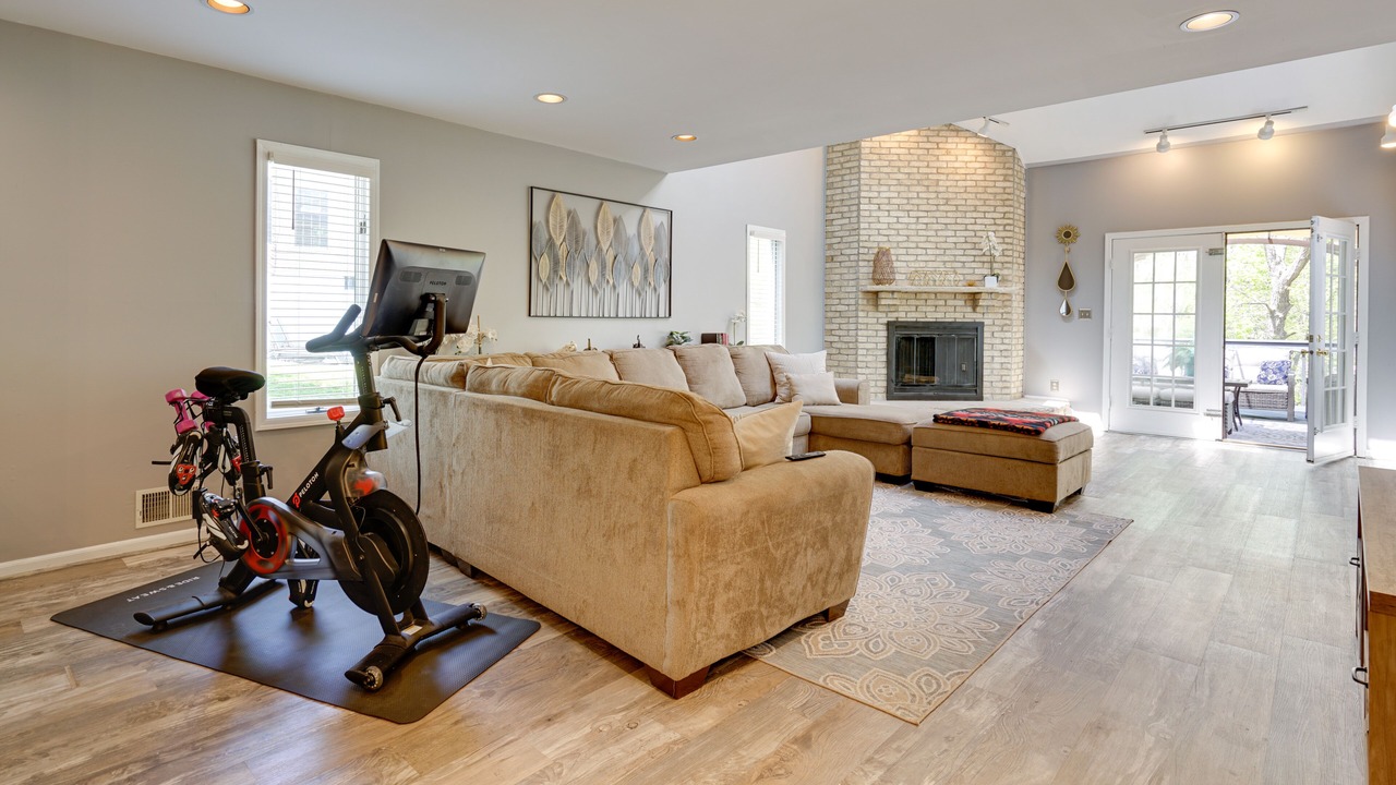 Photo of Livingroom in Matawan