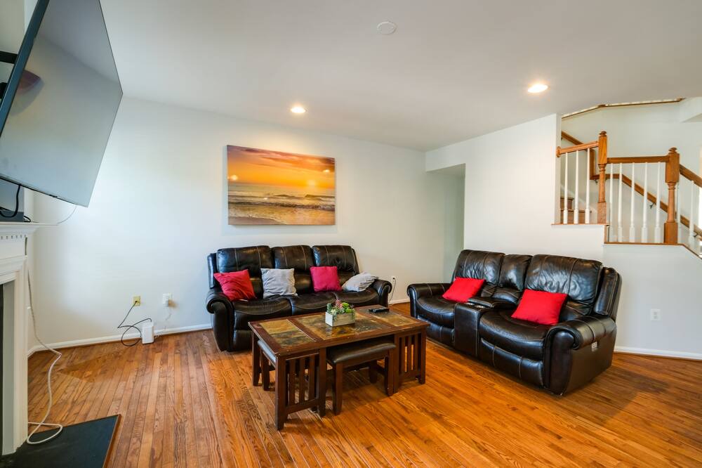 Photo of Bedroom in Lorton