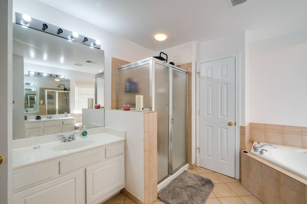 Photo of Bathroom in Lorton