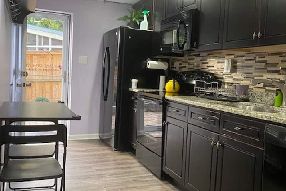 Photo of Kitchen in Aspen Hill