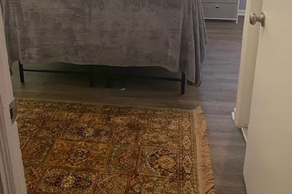 Photo of Bedroom in Aspen Hill
