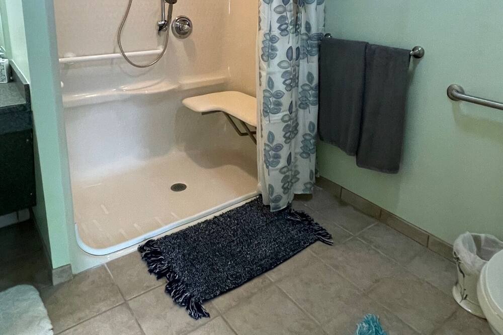 Photo of Bathroom in New Kensington