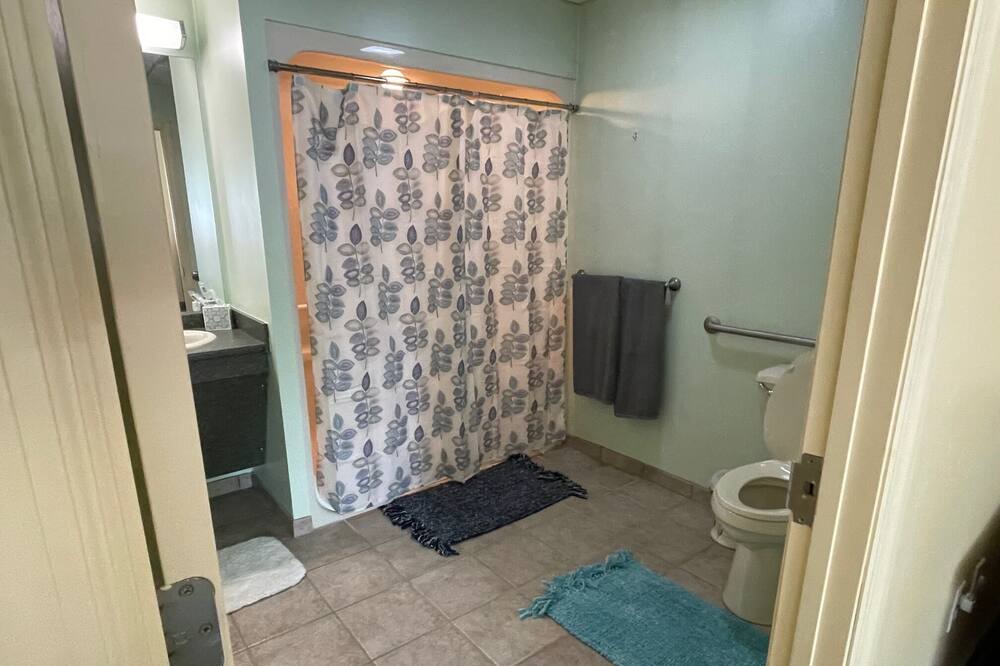Photo of Bathroom in New Kensington