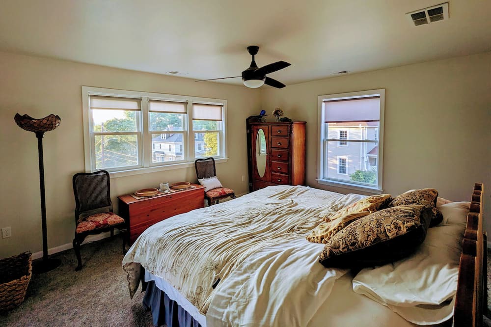 Photo of Bedroom in Greensburg