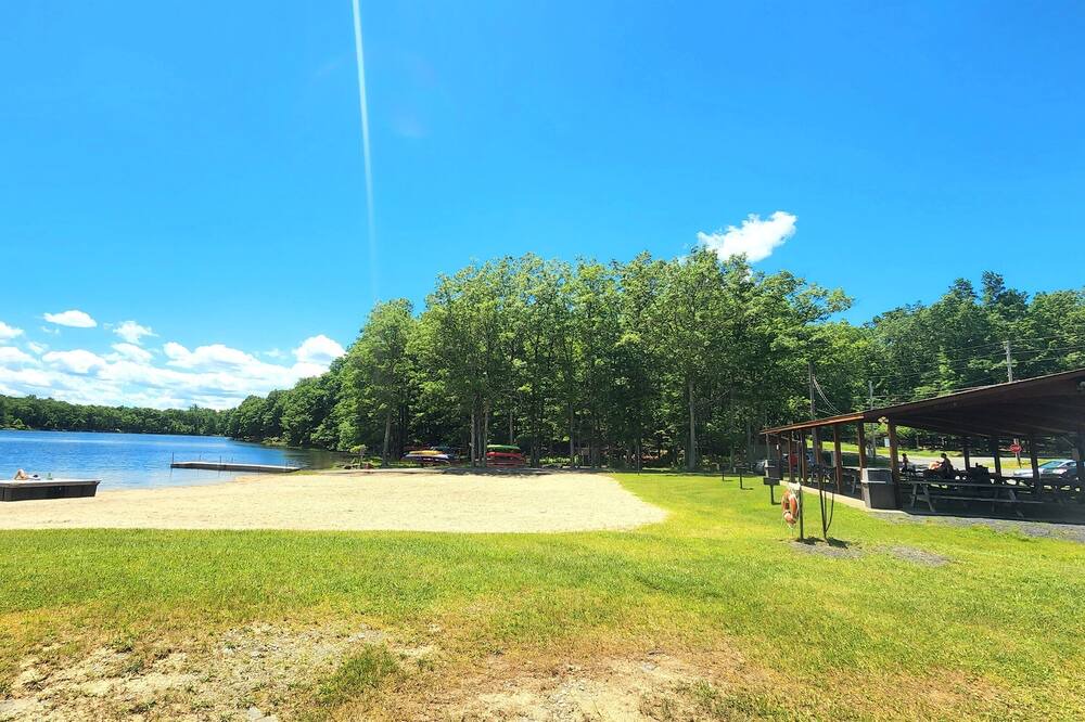 Photo of Outdoor in Pocono Mountain Lake