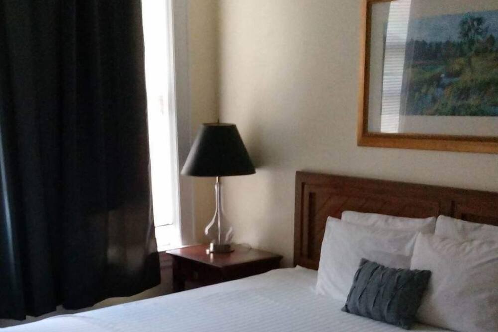 Photo of Bedroom in Wheeling