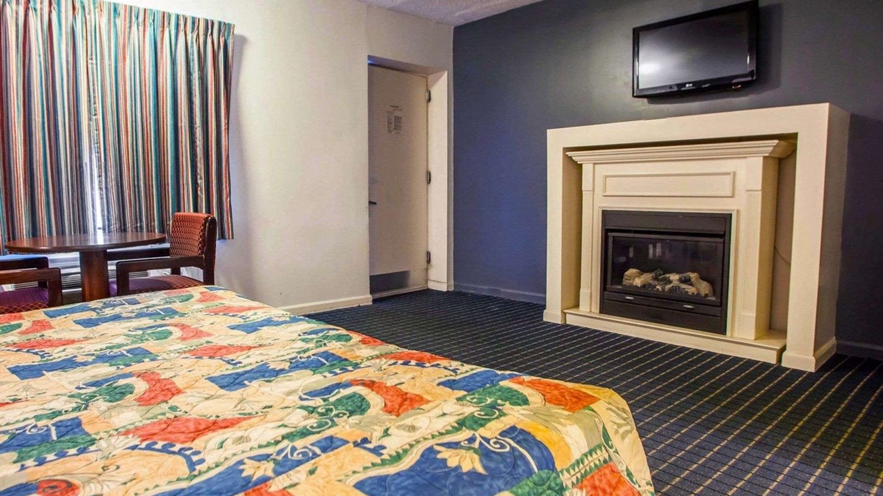 Photo of Bedroom in Rahway