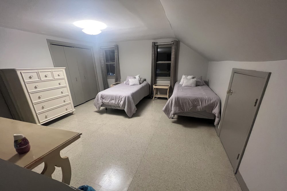 Photo of Bedroom in Altoona