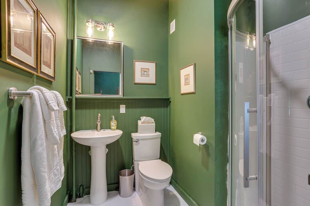 Photo of Bathroom in Oxford