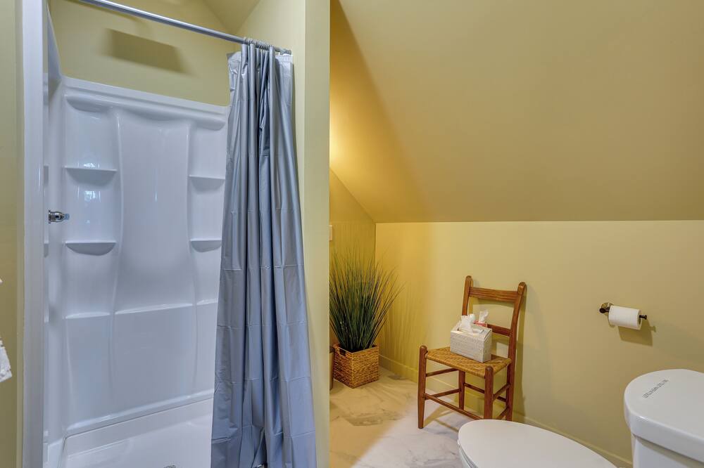 Photo of Bathroom in Oxford