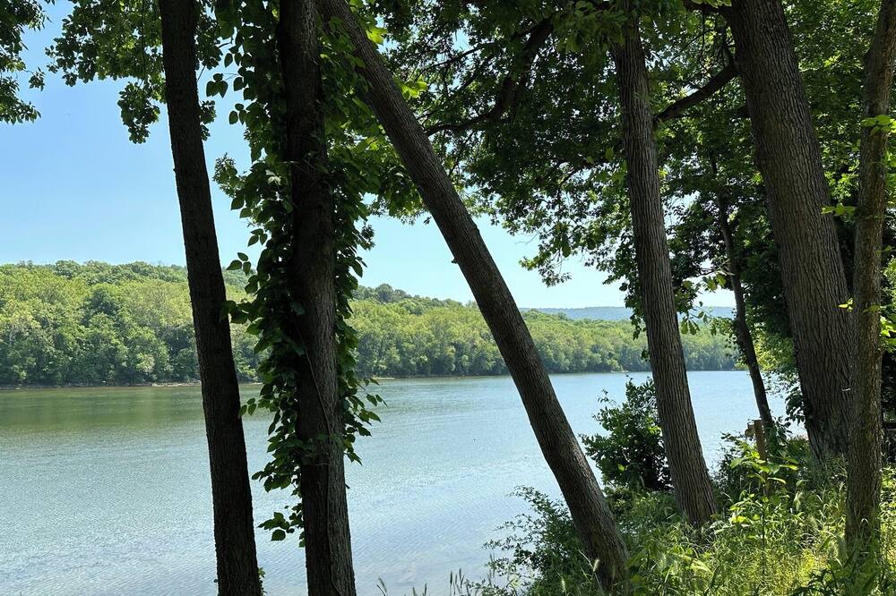 Photo of Outdoor in Bakerton