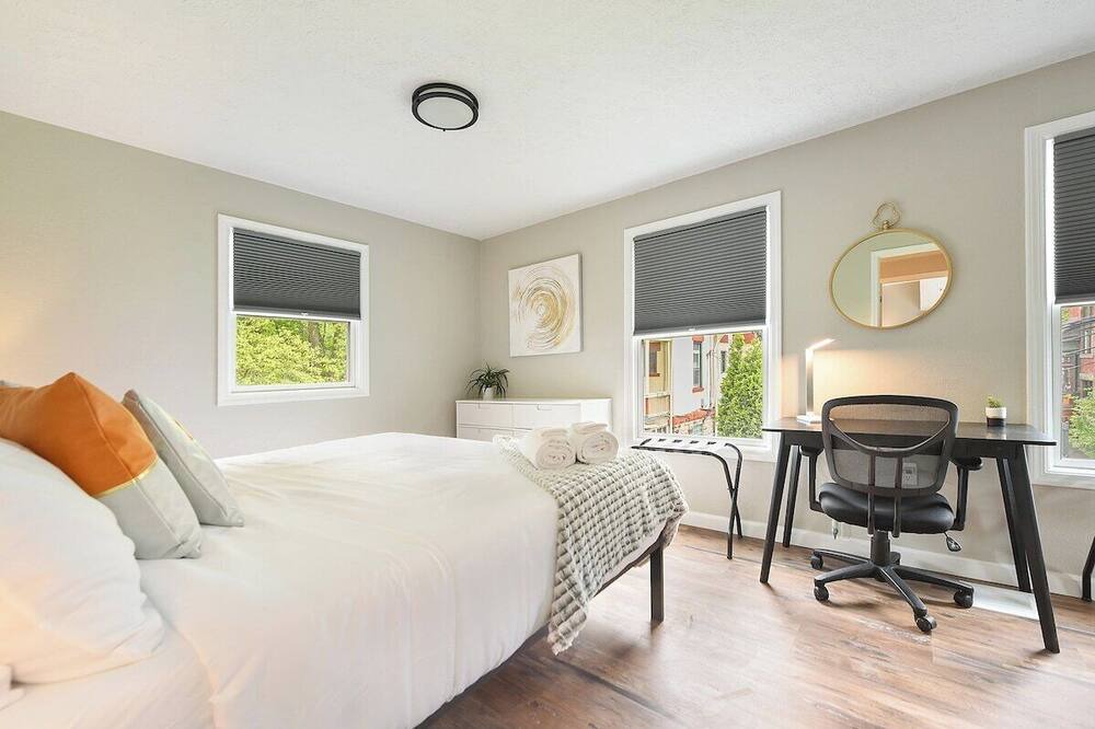 Photo of Bedroom in East Liberty