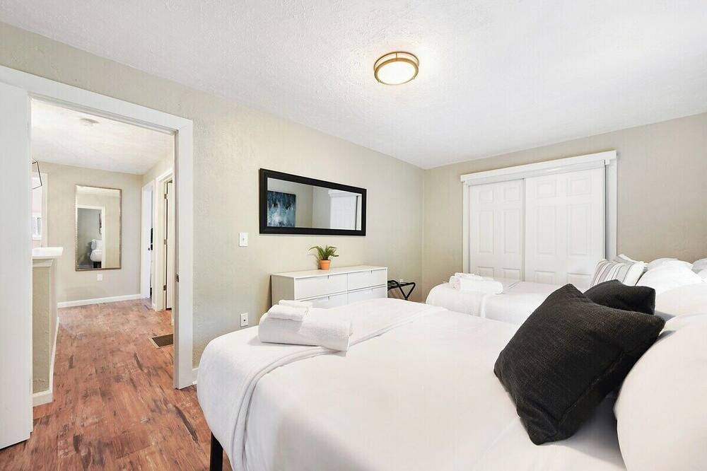 Photo of Bedroom in East Liberty