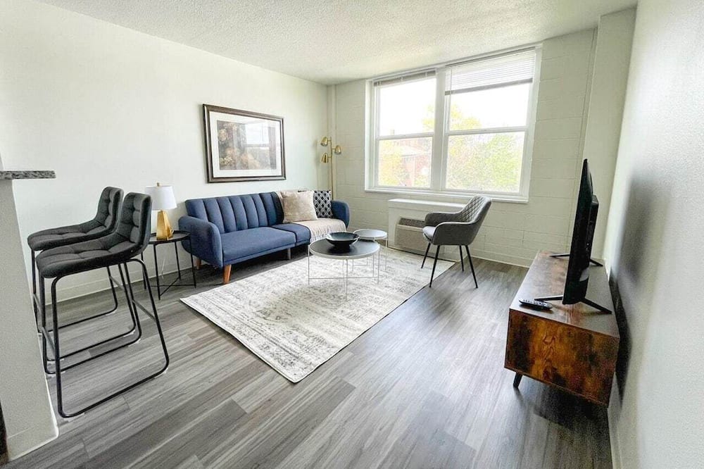 Photo of Livingroom in Corryville