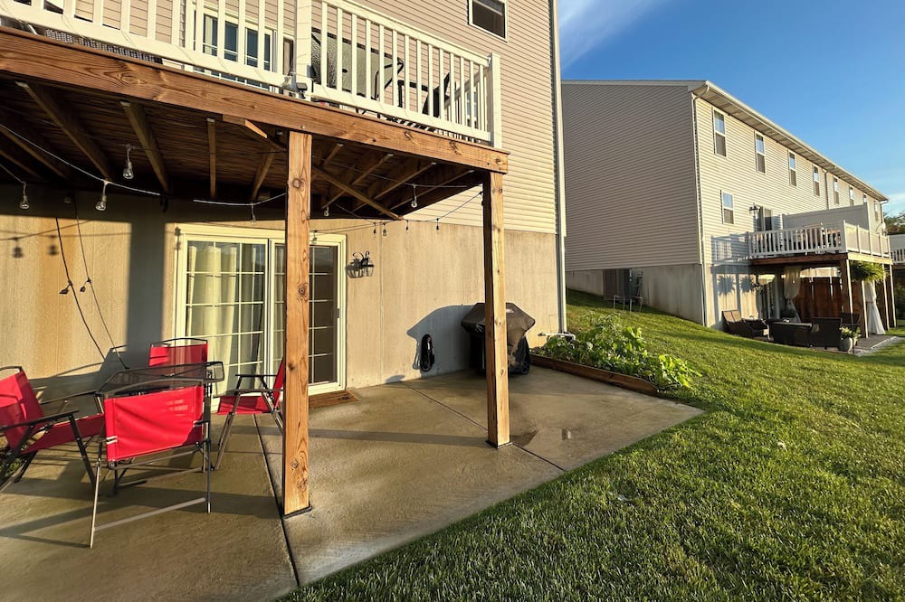 Photo of Outdoor in Willow Street