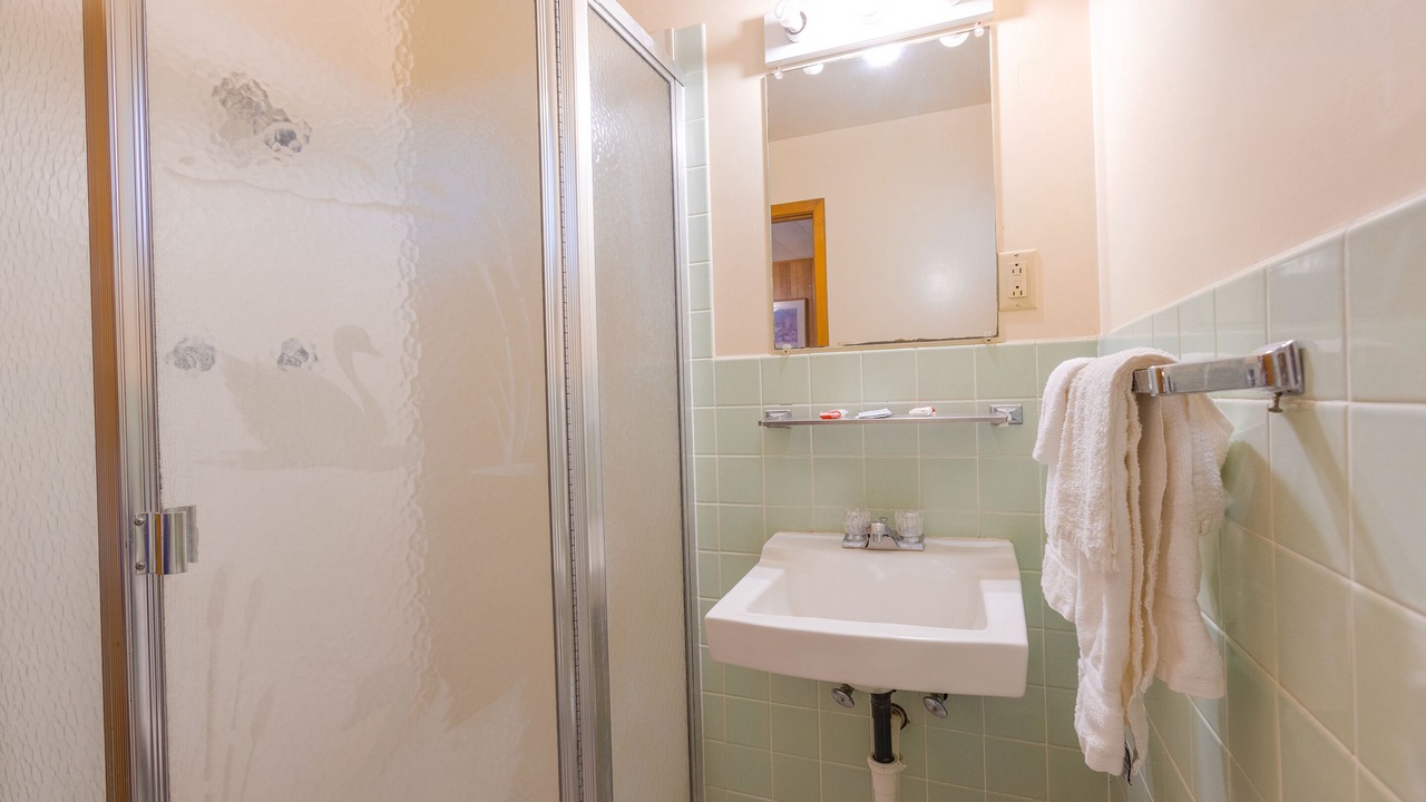 Photo of Bathroom in Conneaut Lakeshore