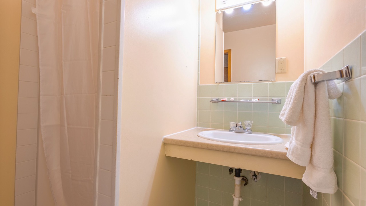 Photo of Bathroom in Conneaut Lakeshore