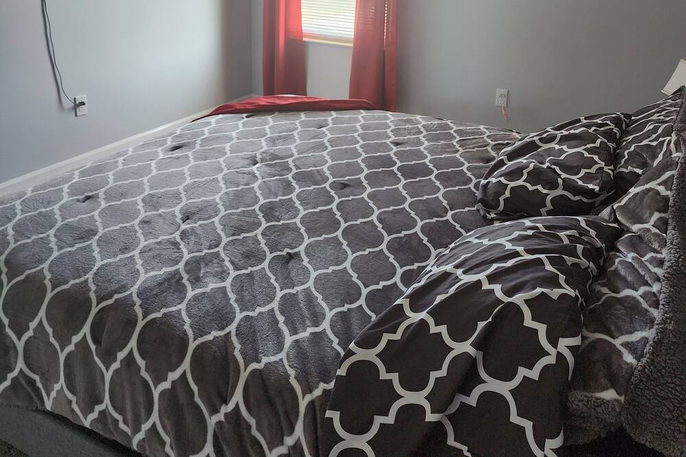 Photo of Bedroom in Lindenwald