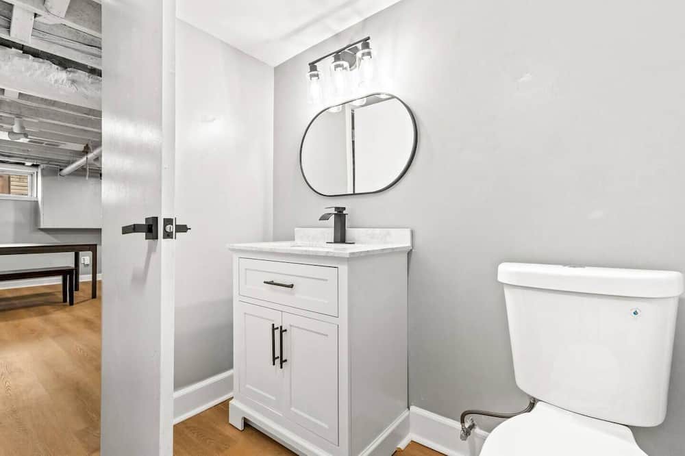 Photo of Bathroom in Mayo