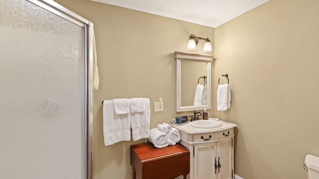 Photo of Bathroom in Emory