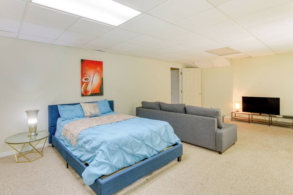 Photo of Bedroom in Cedar Grove