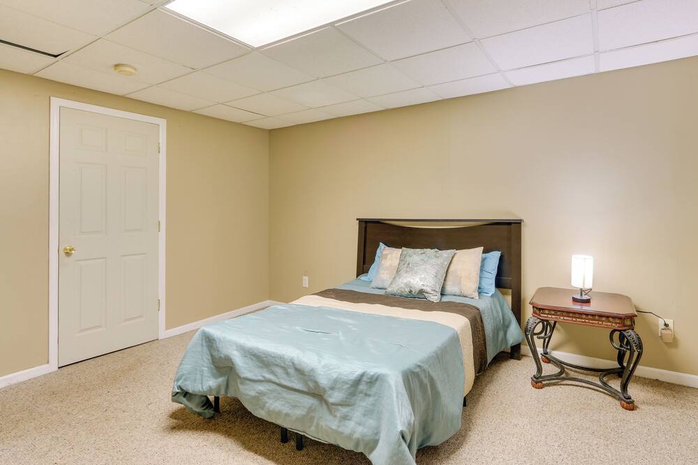 Photo of Bedroom in Cedar Grove