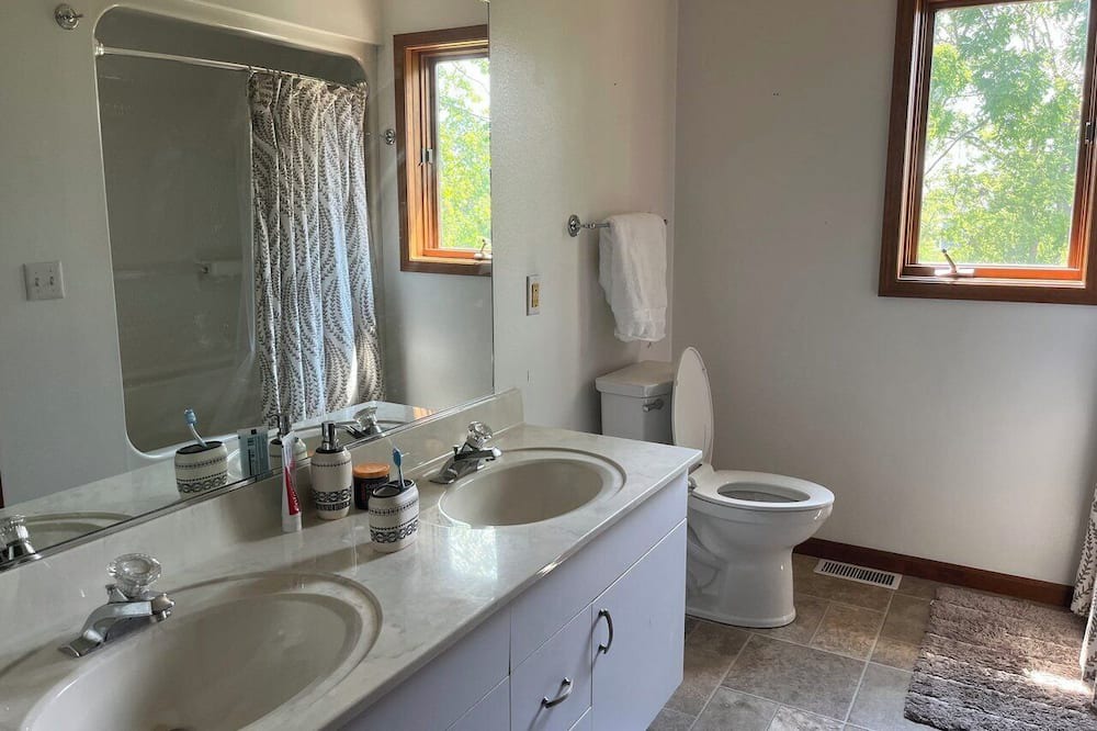 Photo of Bathroom in Maumee