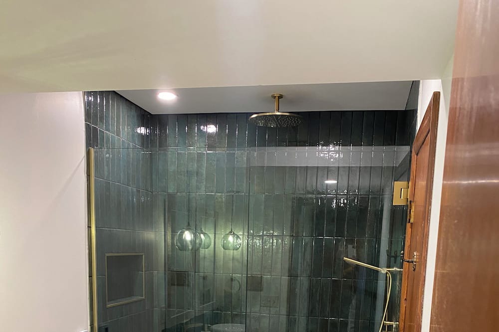 Photo of Bathroom in Kilbourne