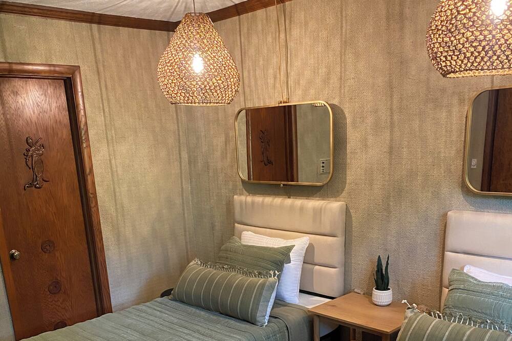 Photo of Bedroom in Kilbourne