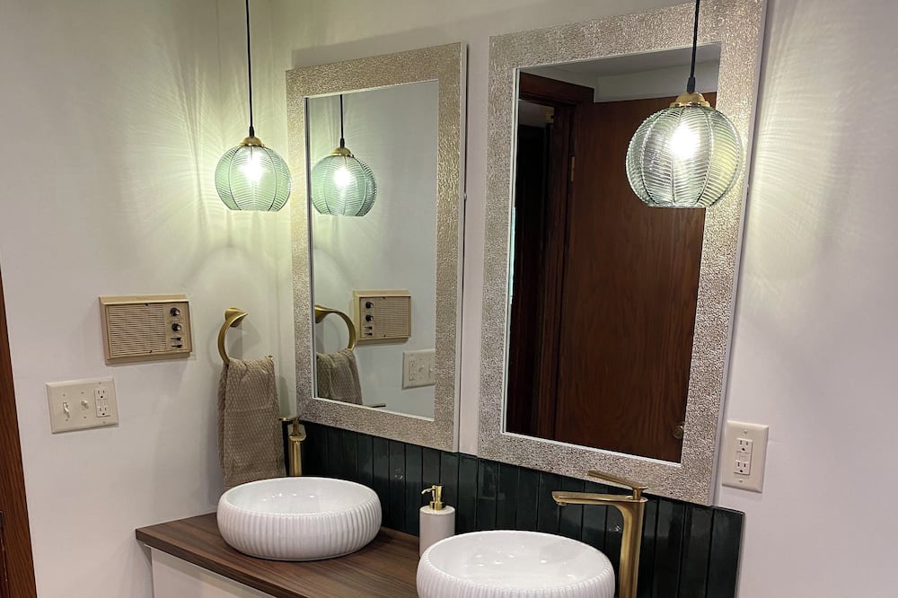 Photo of Bathroom in Kilbourne
