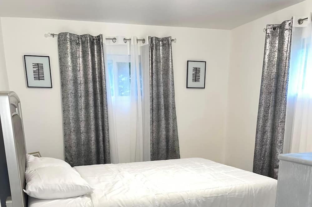 Photo of Bedroom in Coplay