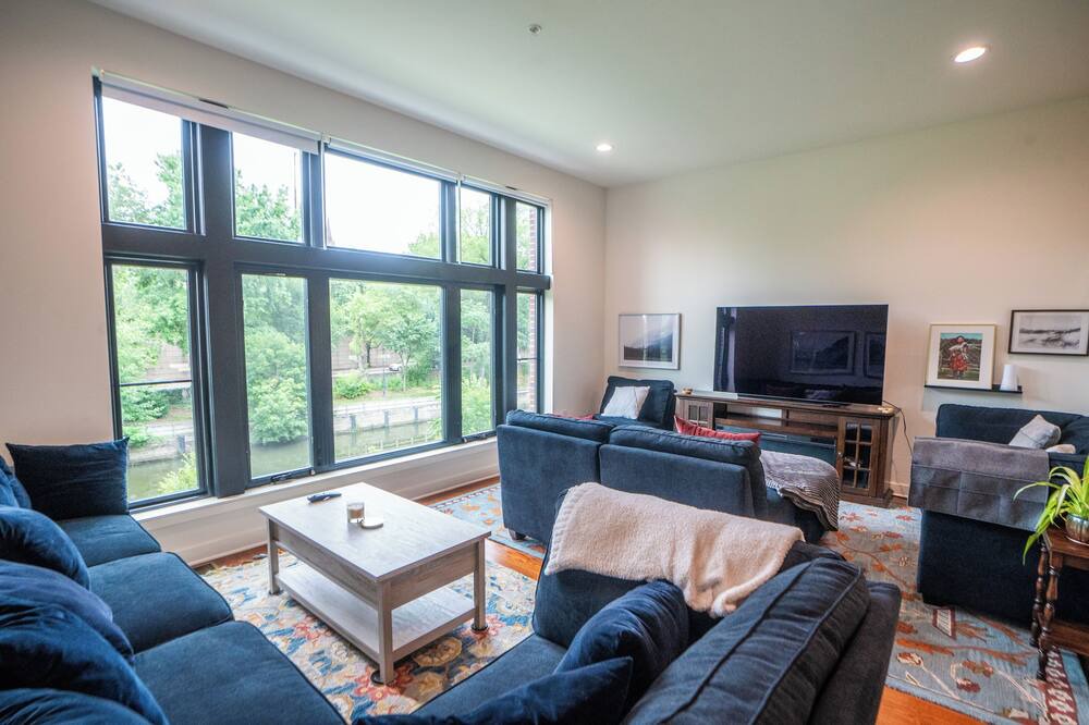 Photo of Livingroom in Manayunk