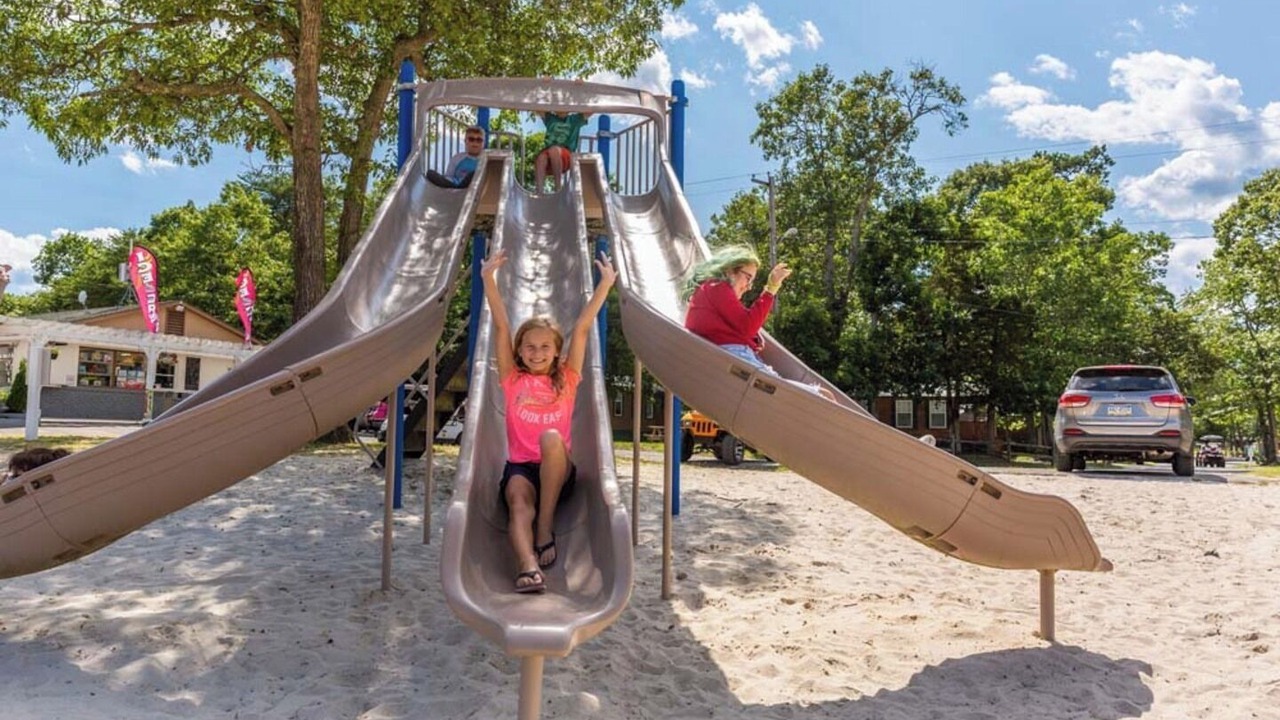 Photo of Others in Dennisville