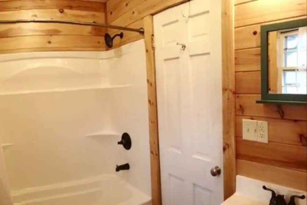 Photo of Bathroom in Flintstone