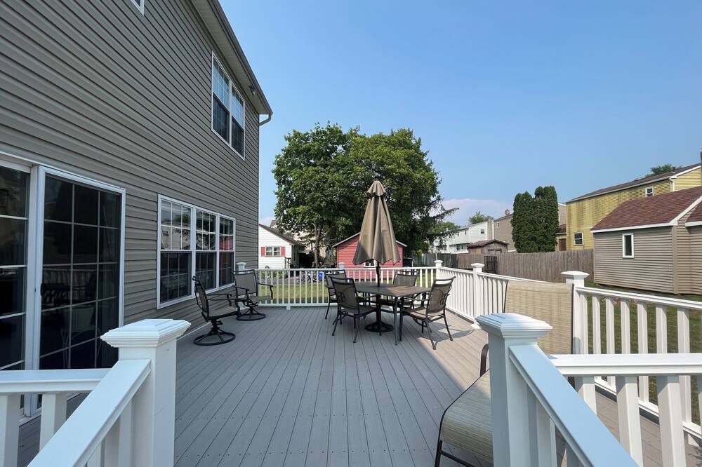 Photo of Outdoor in Blooming Glen