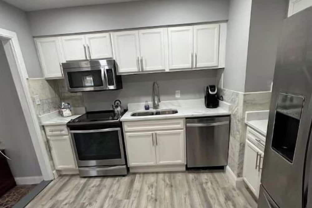 Photo of Kitchen in Lochearn