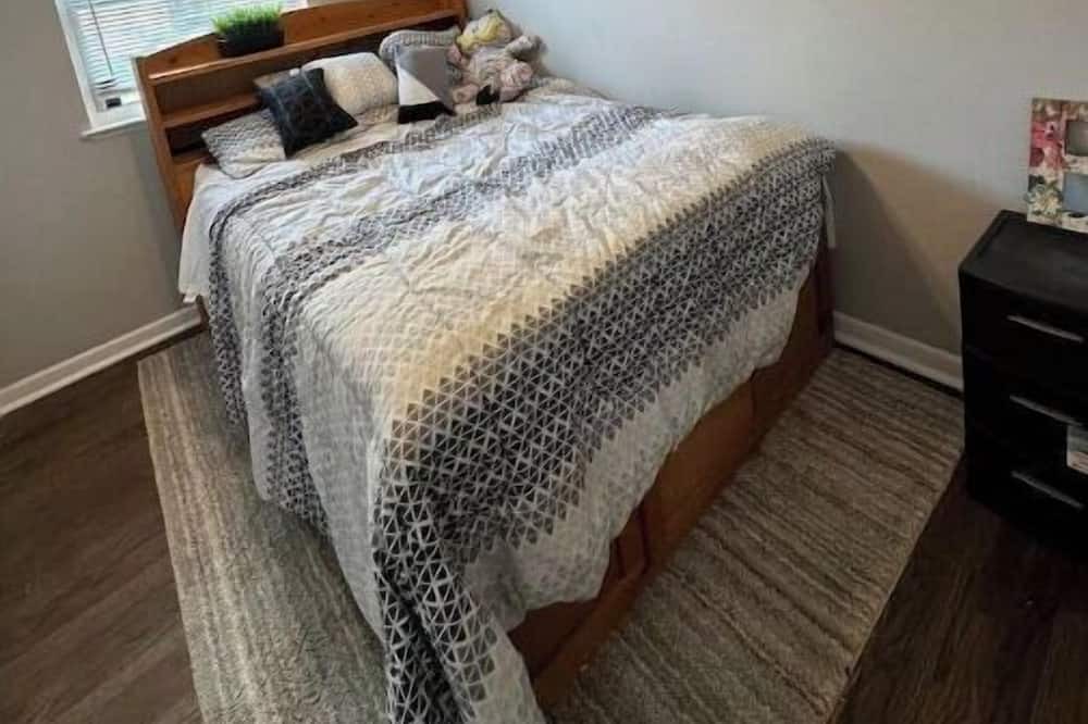 Photo of Bedroom in Lochearn